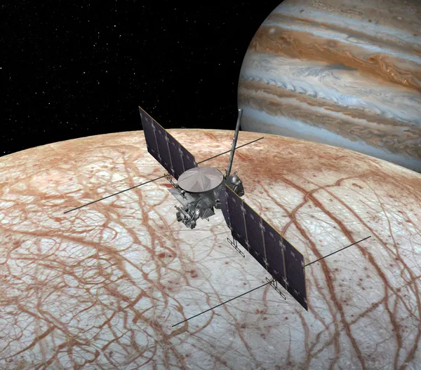 NASA completes main cover for Europa Clipper spacecraft